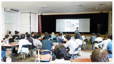 2014年9月26日（金）長崎県川棚町役場健康福祉課にて、理事長・光岡 眞里が講演しました。